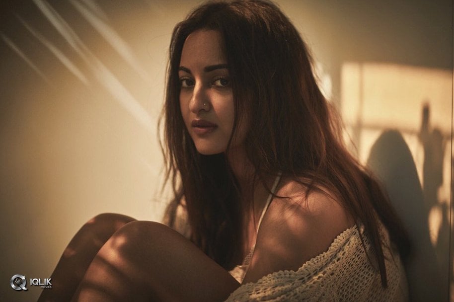 Sonakshi-Sinha